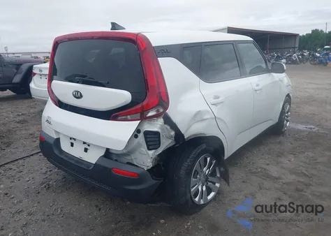 2020 Kia Soul Lx z USA, uszkodzony, nr VIN KNDJ23AU7L7081978